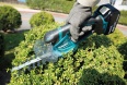 Foarfecă pentru iarbă și gard viu cu acumulator Makita DUM111SYX